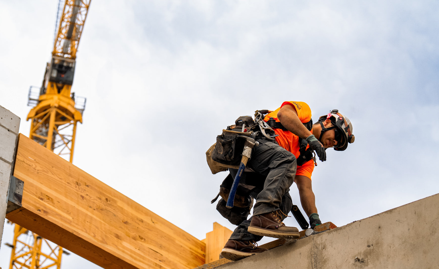 Men's Liberty 6 Waterproof Boot (Carbon Toe) | Black/Gum - Image 7