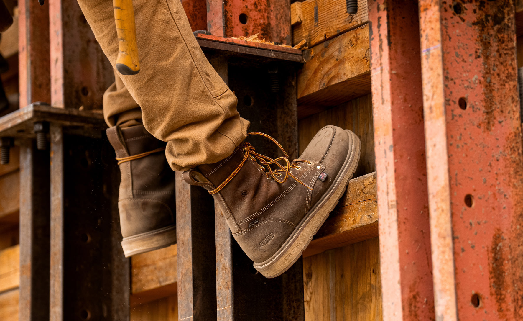 Men's Liberty 8 Waterproof Boot (Carbon Toe) | Chestnut/Gum - Image 7