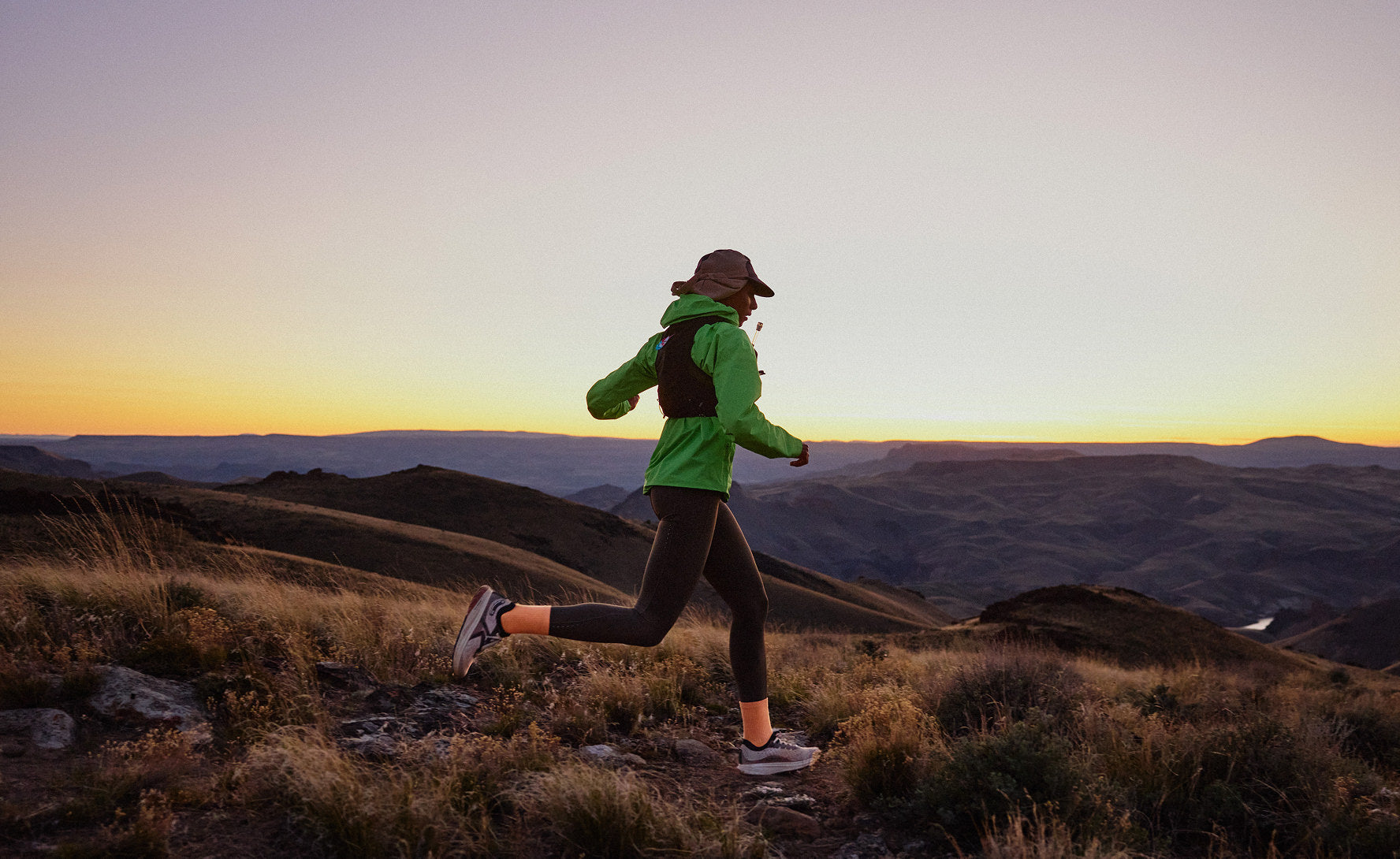 Women's Seek Trail Running Shoe | Grenadine/Ocean Depths - Image 7